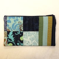 Quilted Medium Pouch - Blue Flowers